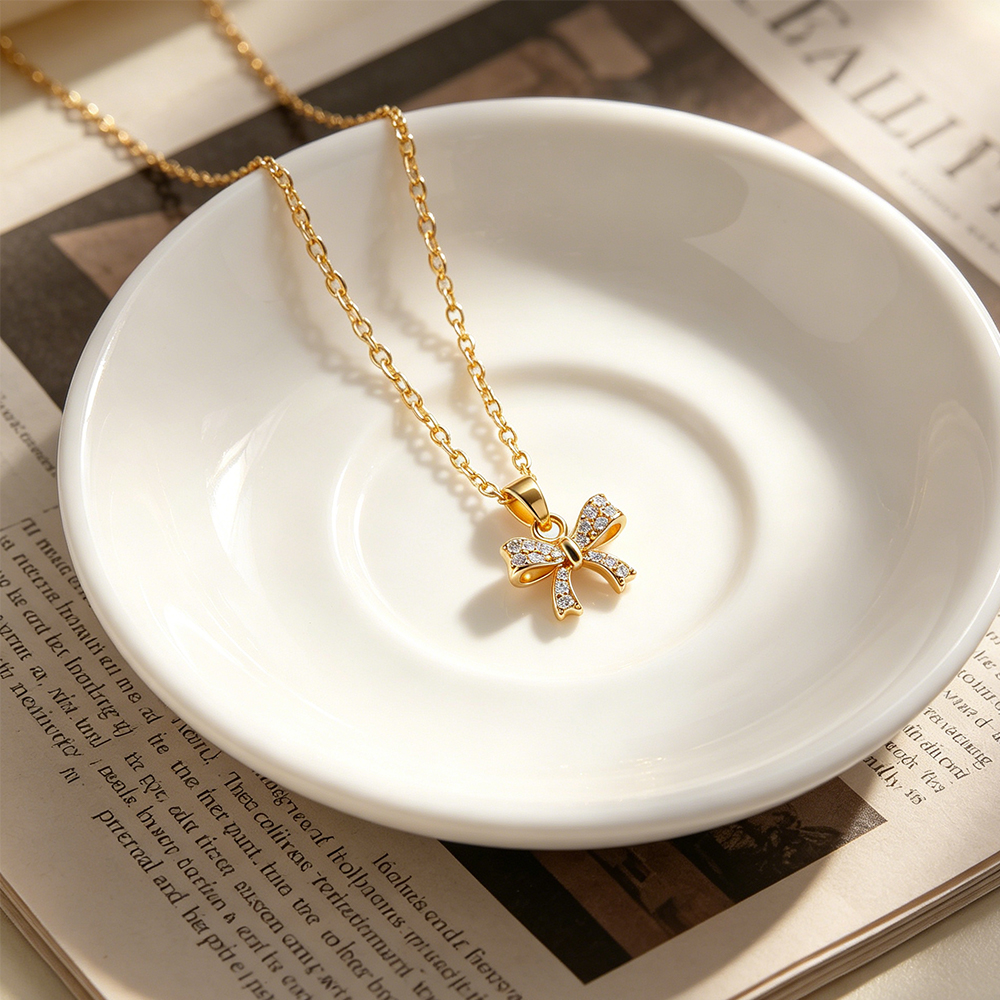 Bow Pendant Necklace with High - Eve Jewelry & Watches Distribuidor Oficial Rolex avis et prix